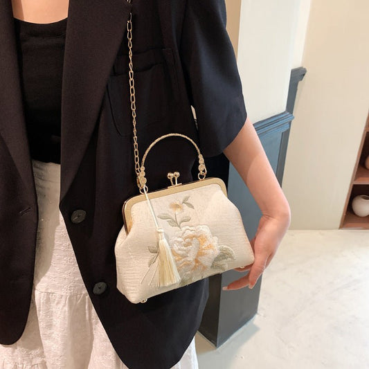 All-matching Embroidered Fashion Personality Women Bag